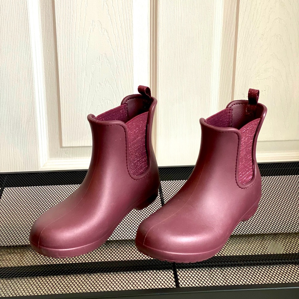 Women’s size 7 CROCS Bootie Excellent Condition